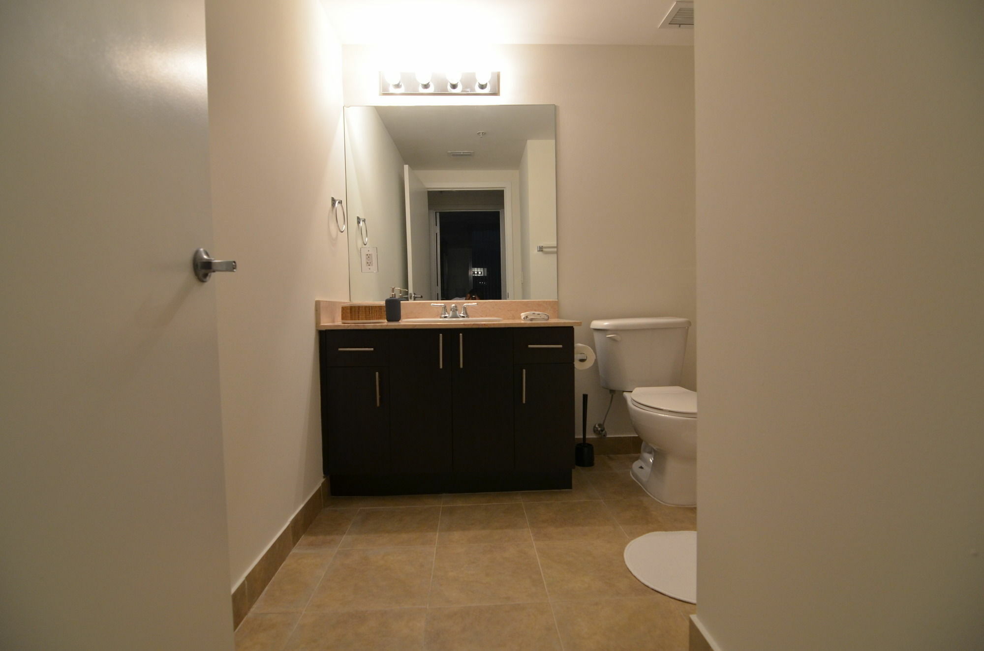 Riviera Luxury Living At River Oaks Marina And Tower