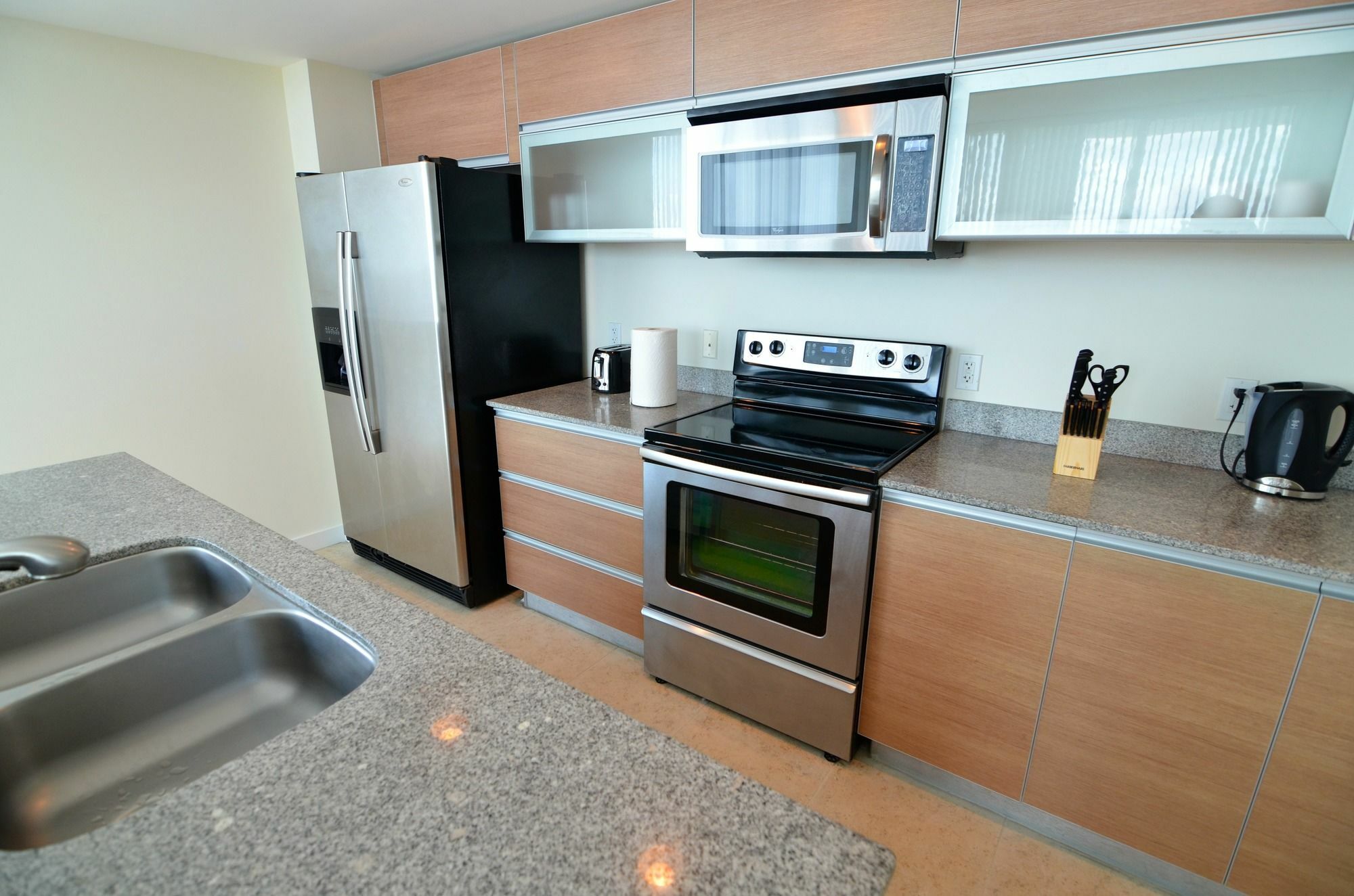 Riviera Luxury Living At River Oaks Marina And Tower Miami