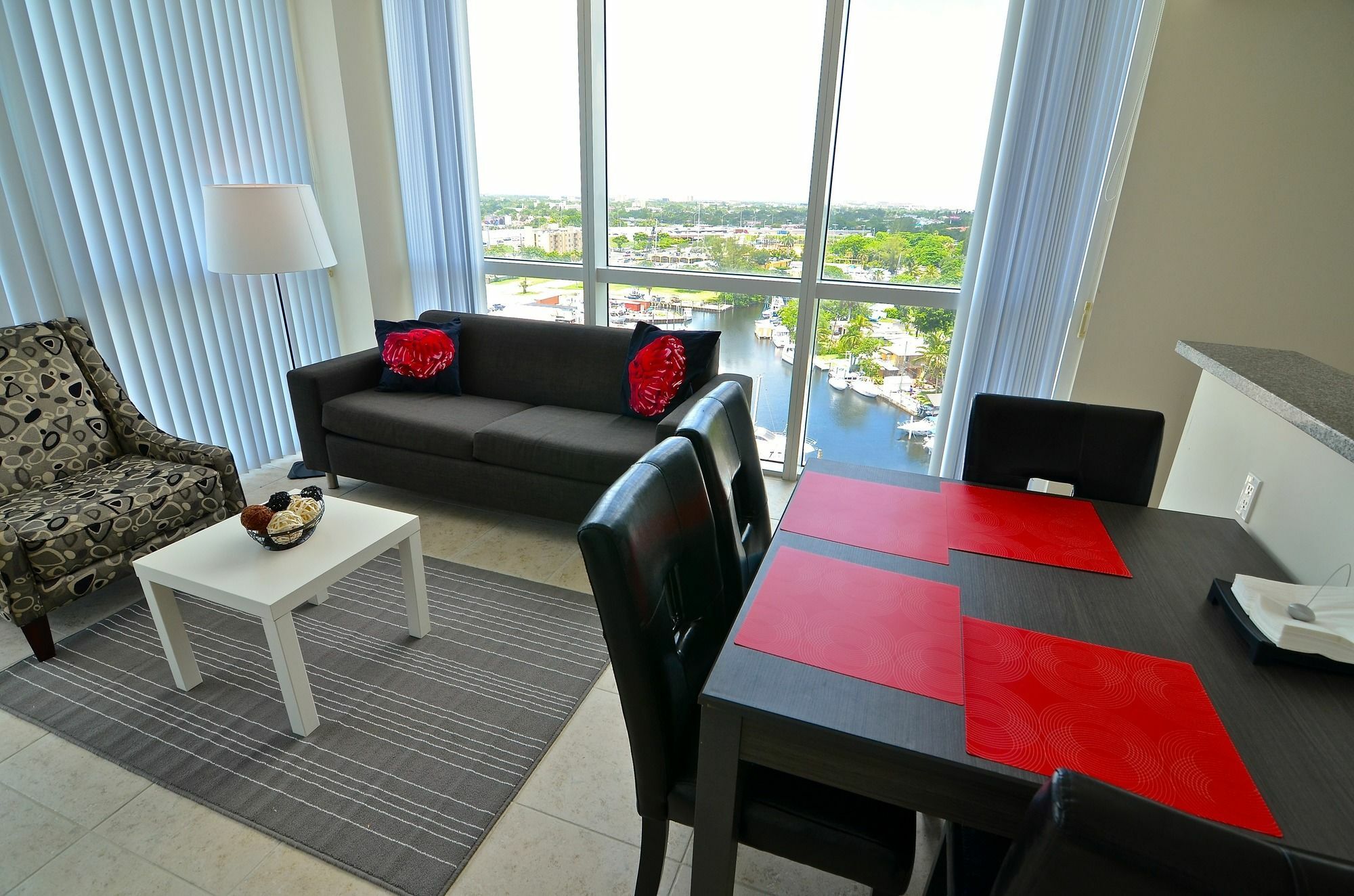 Riviera Luxury Living At River Oaks Marina And Tower Apartment Miami