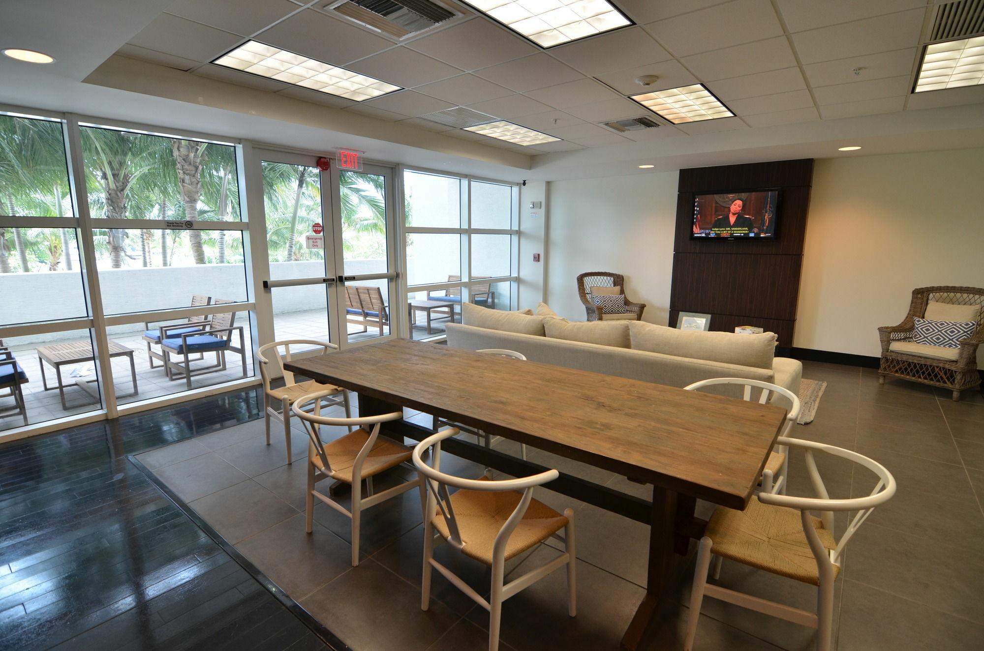 Riviera Luxury Living At River Oaks Marina And Tower Miami